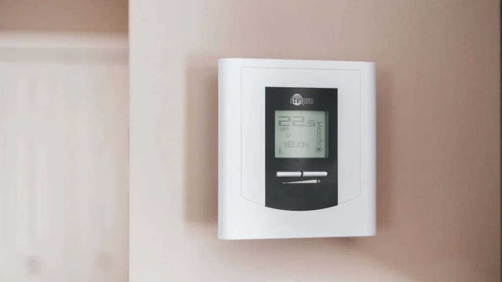 Smart home automation control in a luxury residence - Potomac